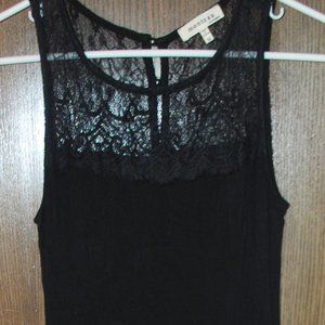 Monteau Los Angeles lace maxi dress